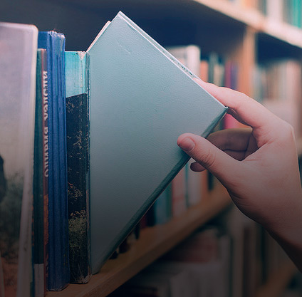 کتاب چی بخونیم؟